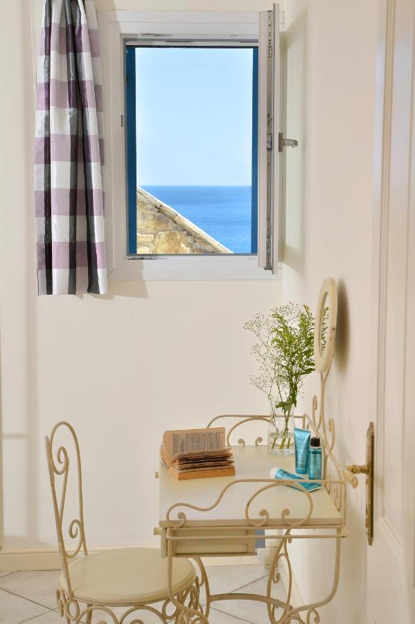 Andros Homes Sea Side Apartment & Studio Gávrio Kültér fotó